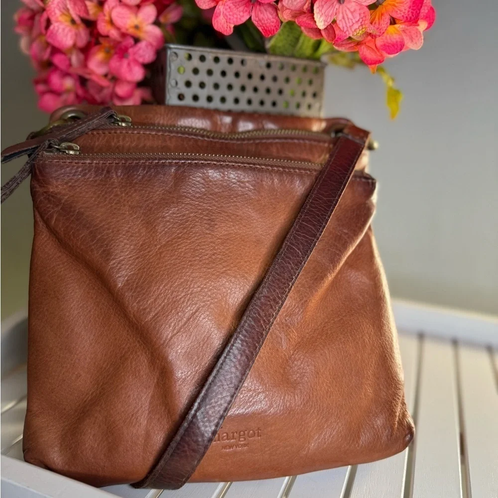 MARGOT New York Allie Leather Crossbody Brown Multi-Zip Pocket Shoulder Bag*
